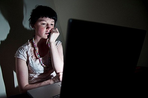 ব্লু হোয়েল`র পর এবার আতঙ্কের নাম `গেম অফ ৭২`